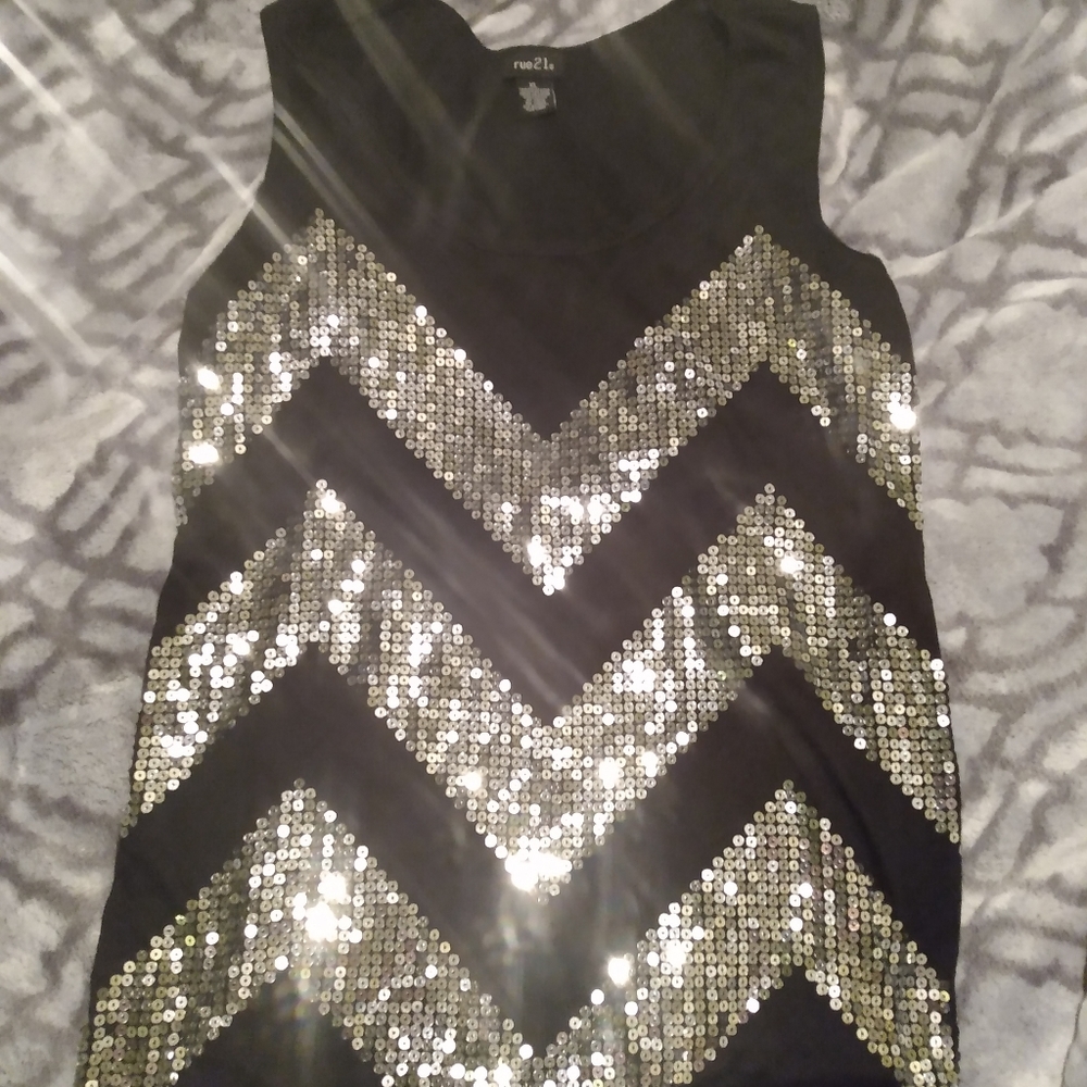 Black and silver sequin top very classy